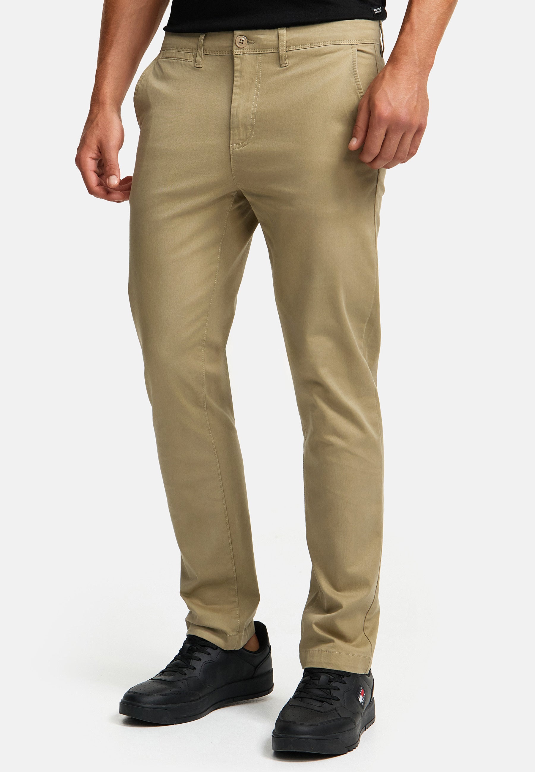 Hose KSDaniel Chinchilla